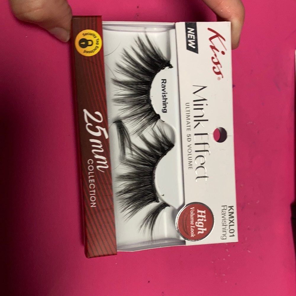 Kiss Mink Effect Lashes